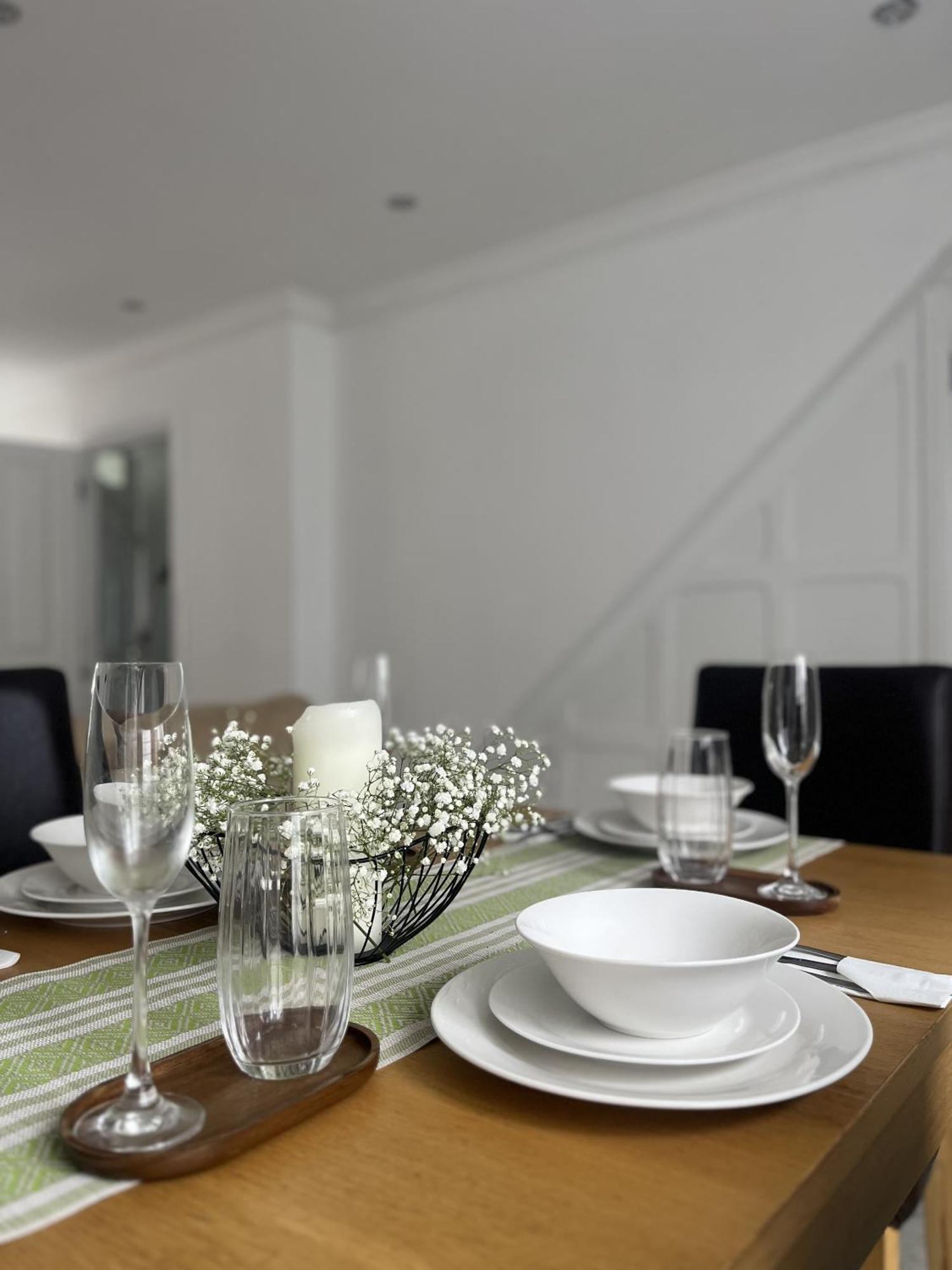City Reach Retreat Spacious 4Bed House Startford Maryland Great Transport Links Лондон Экстерьер фото