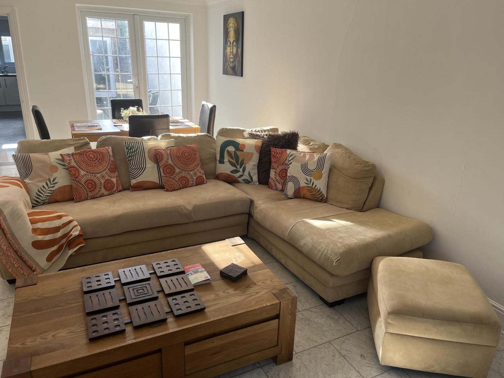 City Reach Retreat Spacious 4Bed House Startford Maryland Great Transport Links Лондон Экстерьер фото